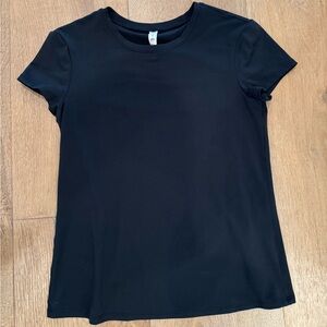 Alo Yoga - Black Short Sleeve T Shirt Size Small
